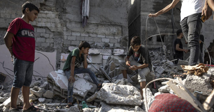 Battaglia A Gaza. I Palestinesi Uccisi Nei Raid Israeliani Salgono A 31 Tra Cui 6 bambini.