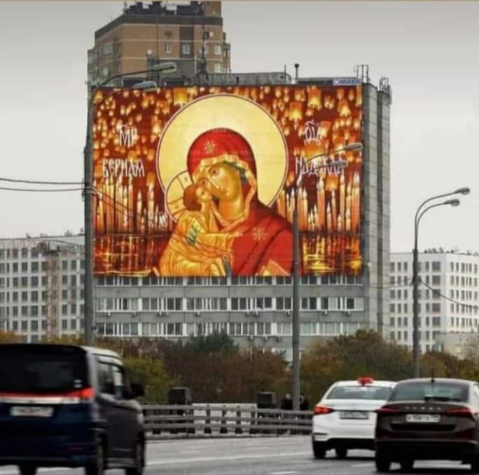 Castellino (Italia Libera): A Mosca le icone sostituiscono le pubblicità.