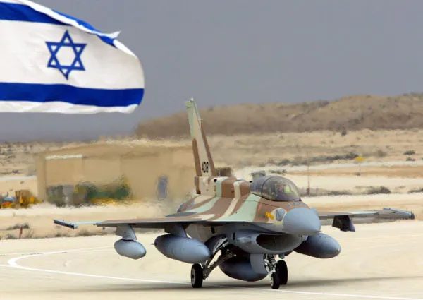 Israele ha lanciato uno dei più grandi attacchi aerei contro la Siria (e la Russia?)