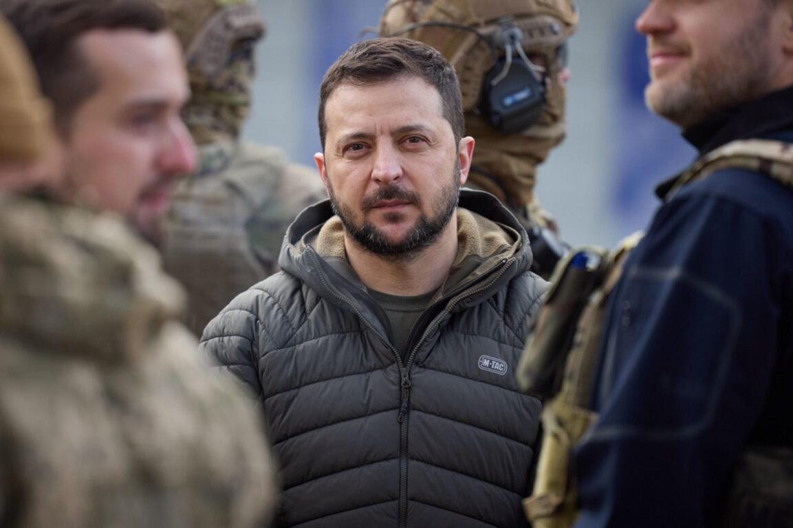 Quale libertà? Quale democrazia? Il presidente Zelensky instaura il regime del terrore e minaccia con il carcere i soldati ucraini