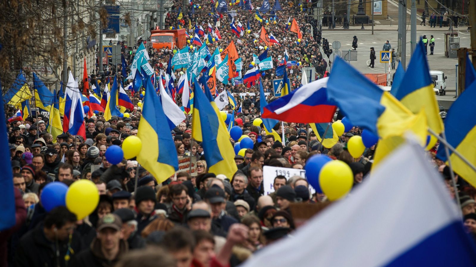 Dal golpe di Maidan all’operazione russa nel Donbass: come la NATO provocò la guerra.