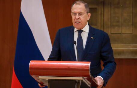 Il ministro Lavrov interviene al G20 di New Delhi.