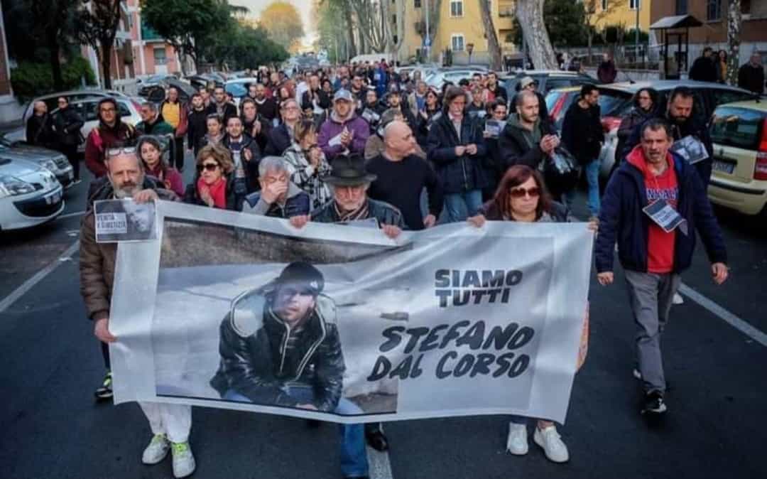Manifestazione a Roma. Siamo tutti Stefano Dal Corso: il Tufello in strada per chiedere l’autopsia sul romano ucciso in carcere