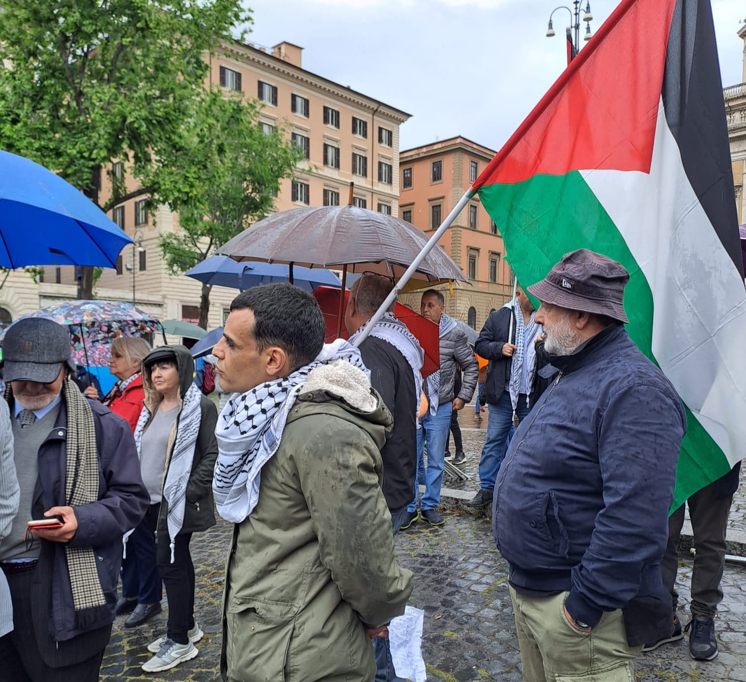Discorso del nostro Adel Amhad (Italia Libera Palestina) dalla manifestazione per la Palestina che si è svolta ieri a Roma
