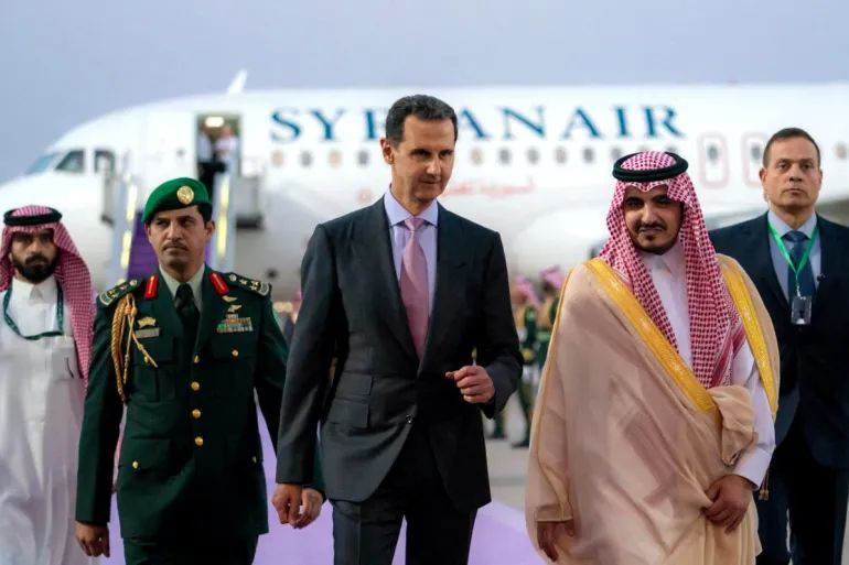 Assad in Arabia Saudita al vertice della Lega Araba! Damasco: “Giornata storica”.